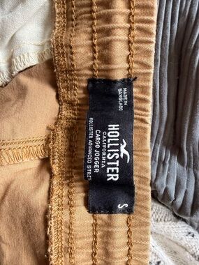 Hollister Camel Tan Cargo Joggers with Elastic Waist